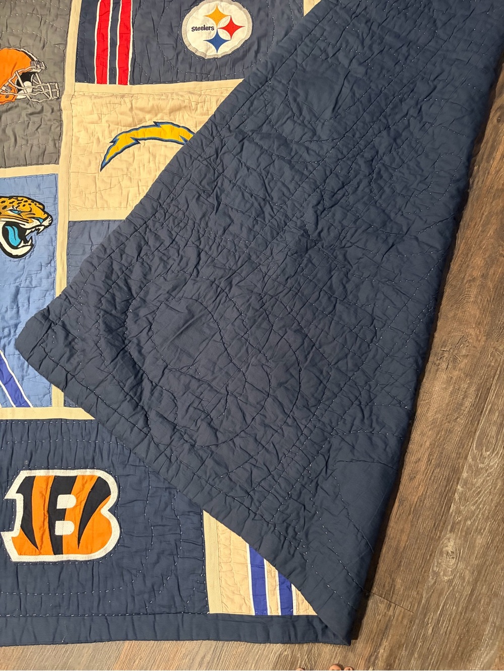 Pottery Barn Teen NFL Patchwork Quilt - Navy, Cream, Gray, Blue, Red - Picture 2 of 10